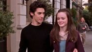 Rory and Jess in Gilmore Girls (Image source: Netflix)